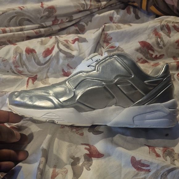 Men's Silver Athletic Shoes - Picture 3 of 3